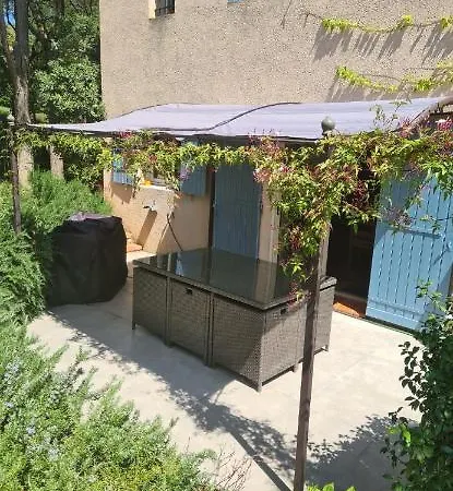 بيت للعطل Maison Des Romarins *